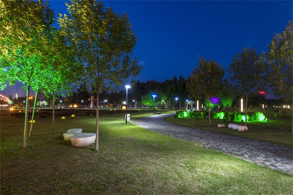 公園景觀夜景照明應(yīng)注重哪些標(biāo)準(zhǔn)？