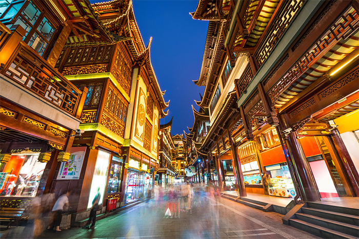 想要吸引客流量，你知道景區(qū)亮化的秘訣嗎？