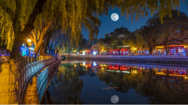 公園夜景燈光亮化如何體現(xiàn)人性化設(shè)計(jì)理念？