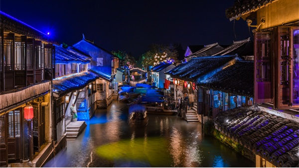 燈光如何設(shè)計(jì)才能打造獨(dú)具特色的旅游景點(diǎn)？