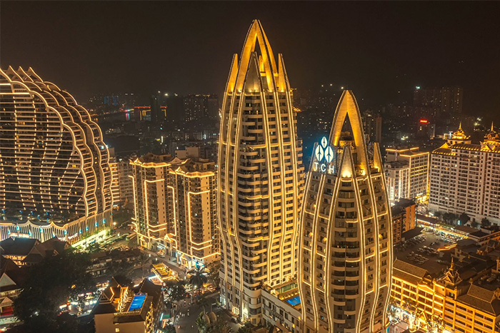 別讓你的酒店埋沒(méi)在夜色里，外墻亮化讓它脫穎而出！