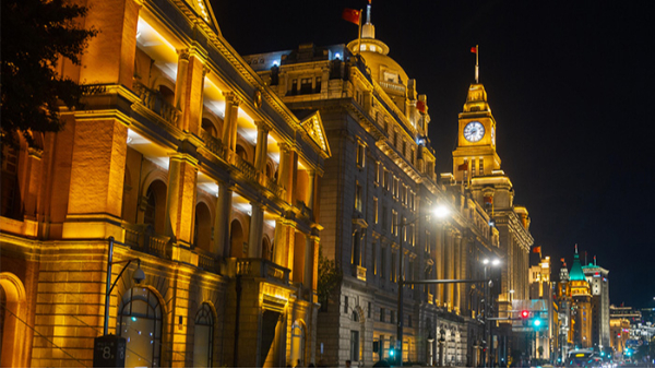 夜景照明要符合城市建設的總體規(guī)劃