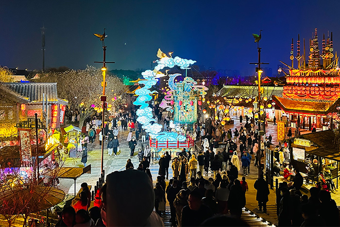 隔壁景區(qū)靠亮化工程刷屏朋友圈，你的景區(qū)還在“暗場”等客？