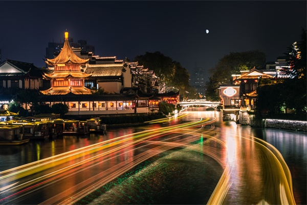 景觀燈光照明設計中如何達到節(jié)能效果？