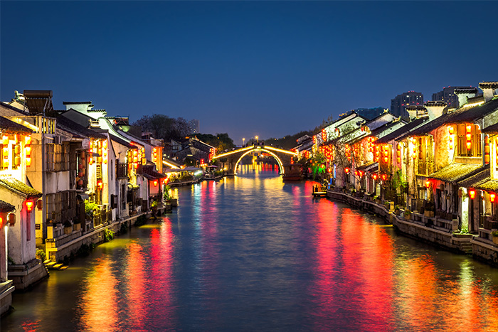 一站式亮化服務(wù)，讓你的景區(qū)瞬間變身網(wǎng)紅打卡地！